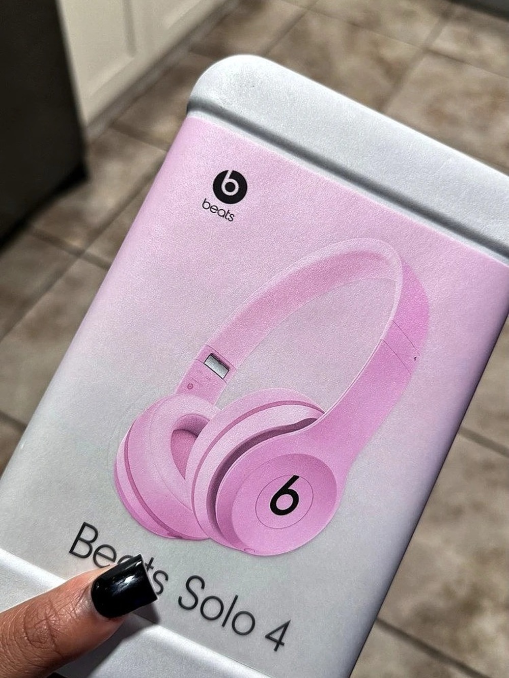 Beats Solo 4 Pink On-Ear Headphones NWT
